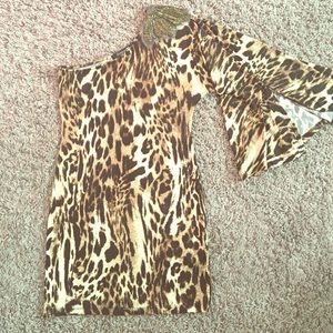One shoulder/sleeved leopard print dress